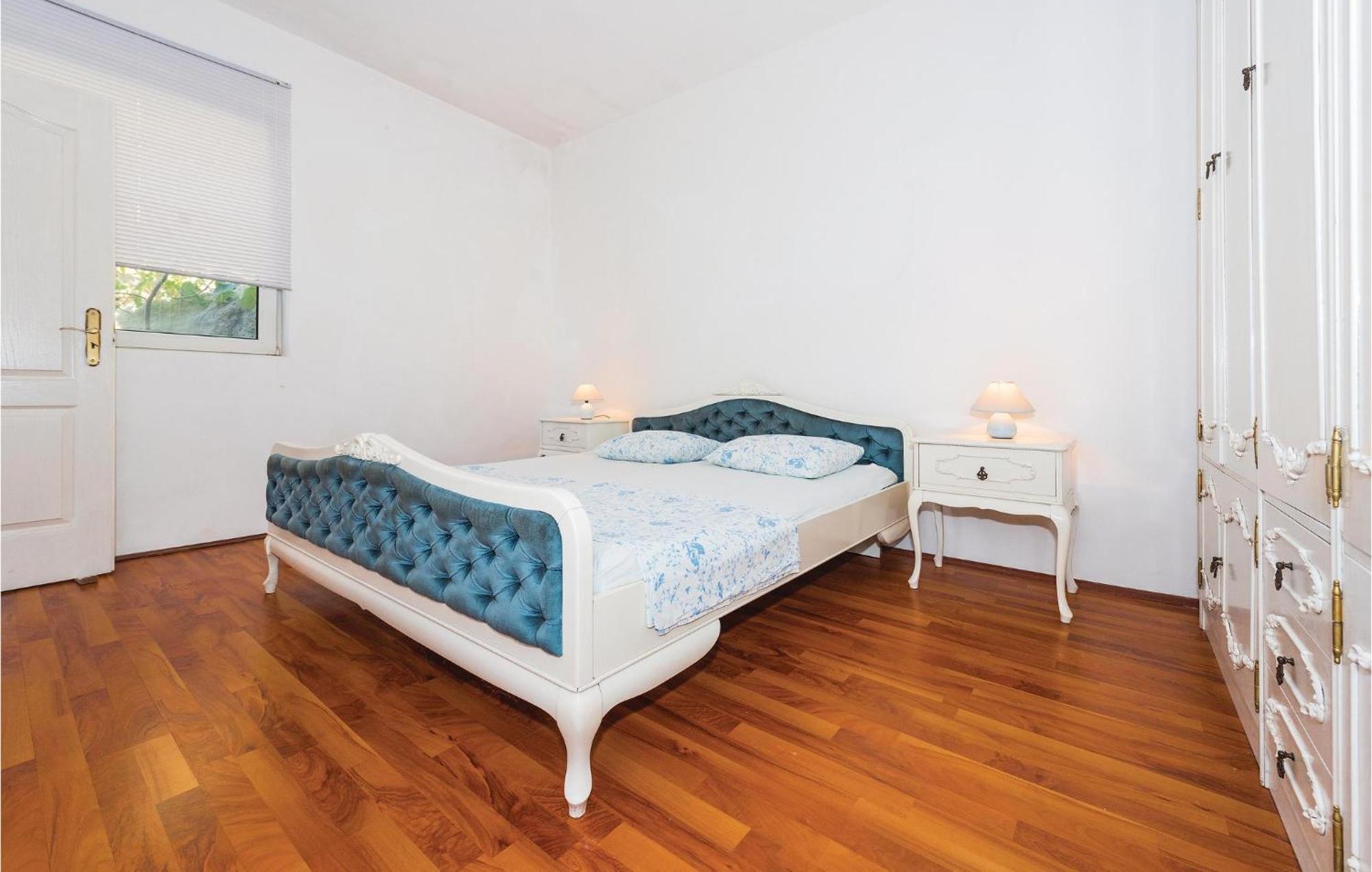 One-Bedroom Apartment in Tisno Buitenkant foto